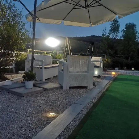 بيت ضيافة Rosa أغروبولي