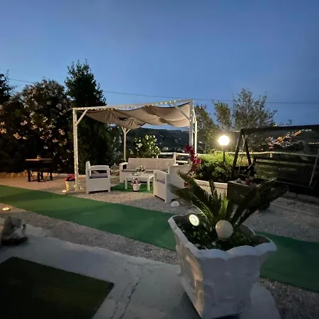 بيت ضيافة Rosa 4*